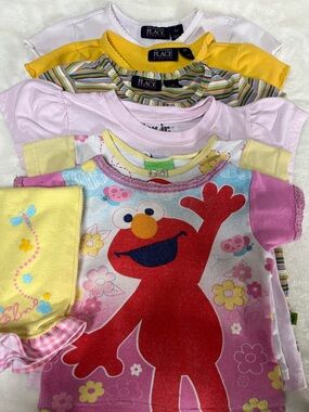 🚦🐾🔂Sesame Street Girls Pink Red Elmo Graphic Tee and Assorted Pastel Tops